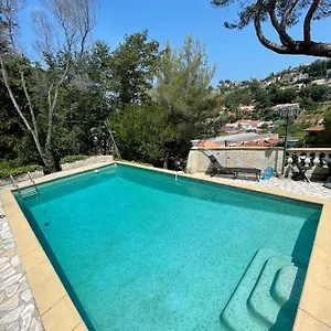 appartement-bas-de-villa-avec-piscine-privee-partagee.fr-provencehotel.com/